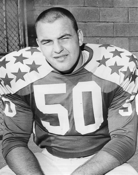 Editorial: Dick Butkus was made to play football. In Chicago.
